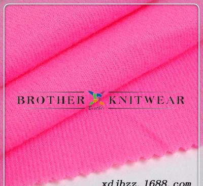 湖州廠家直銷各顏色各規(guī)格全滌圈絨布、拉毛布、邊綸布及天鵝絨產(chǎn)品介紹