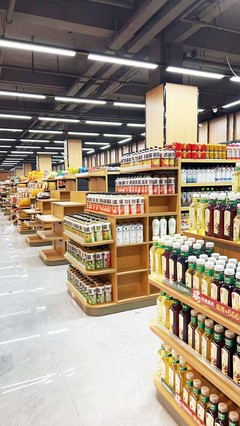 江蘇揚(yáng)州 舊菜場(chǎng)變身智慧生鮮集市，日用品銷(xiāo)售豐富市民“菜籃子”